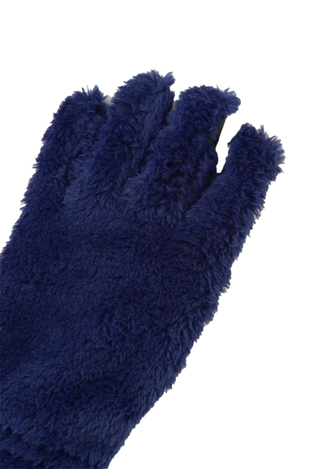 And Wander - High Loft Fleece Glove - Black