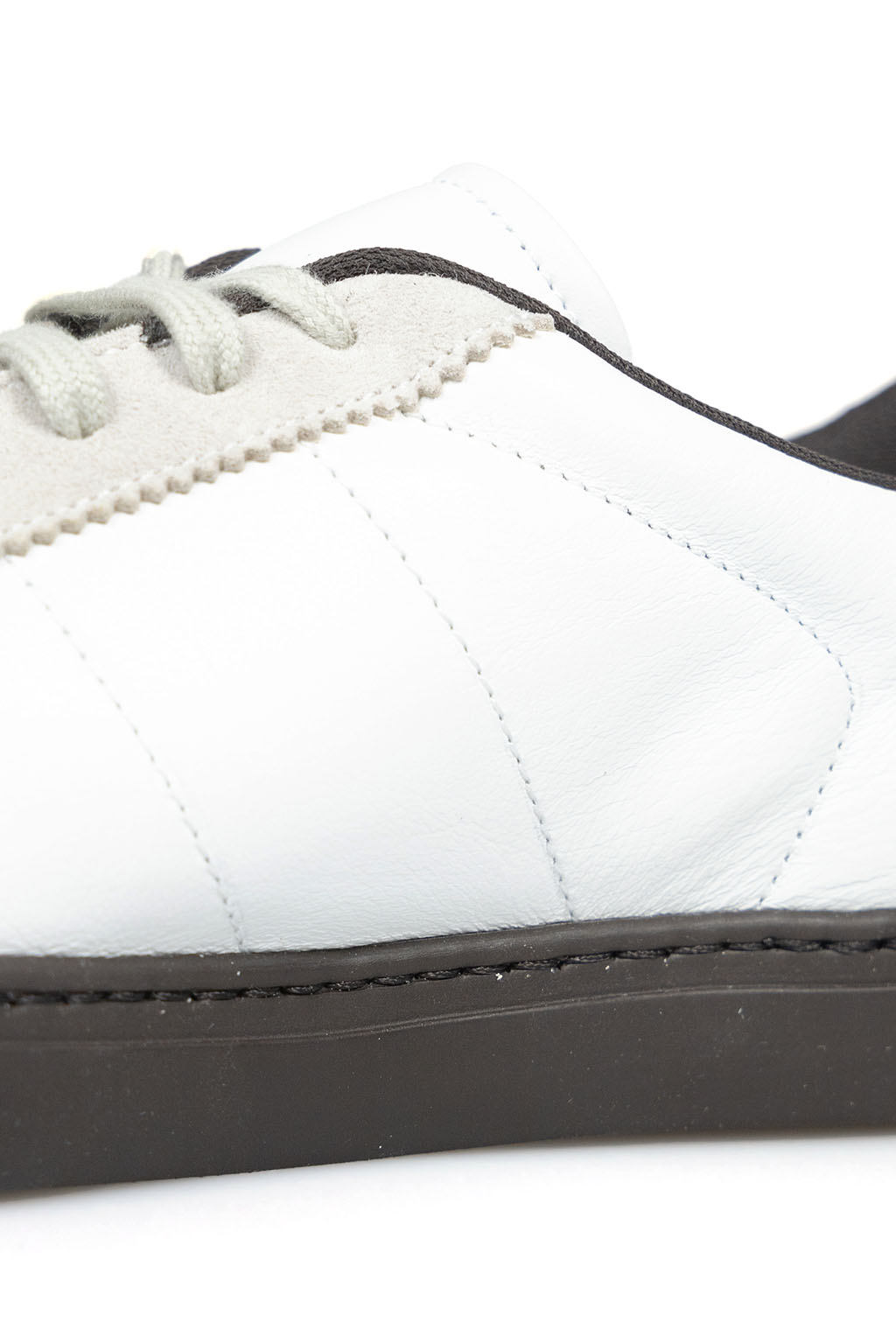 Common Projects - Field Trainer - White