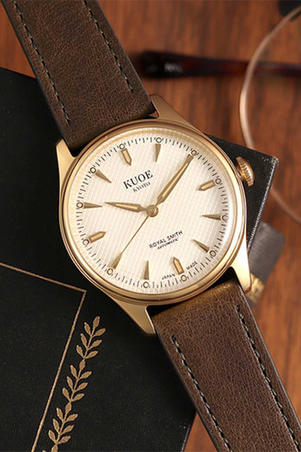 Kuoe Watch - ROYAL SMITH 90-006 - Gold Case Ivory Dial D. Brown Leather Band