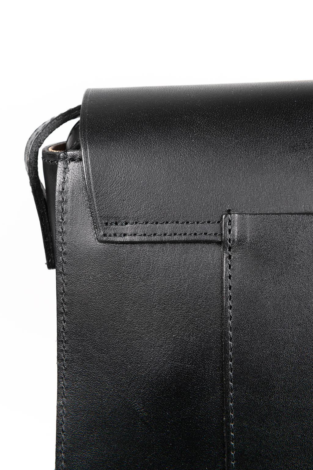 Marrow - Ring Shoulder Bag - Black