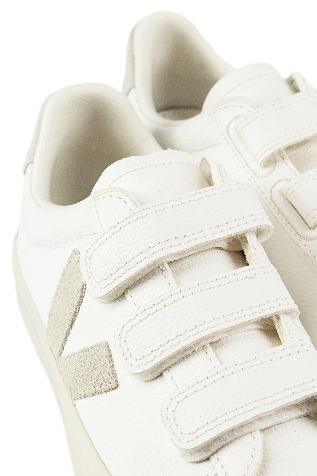 VEJA Recife Chromefree Leather - Extra White x Natural