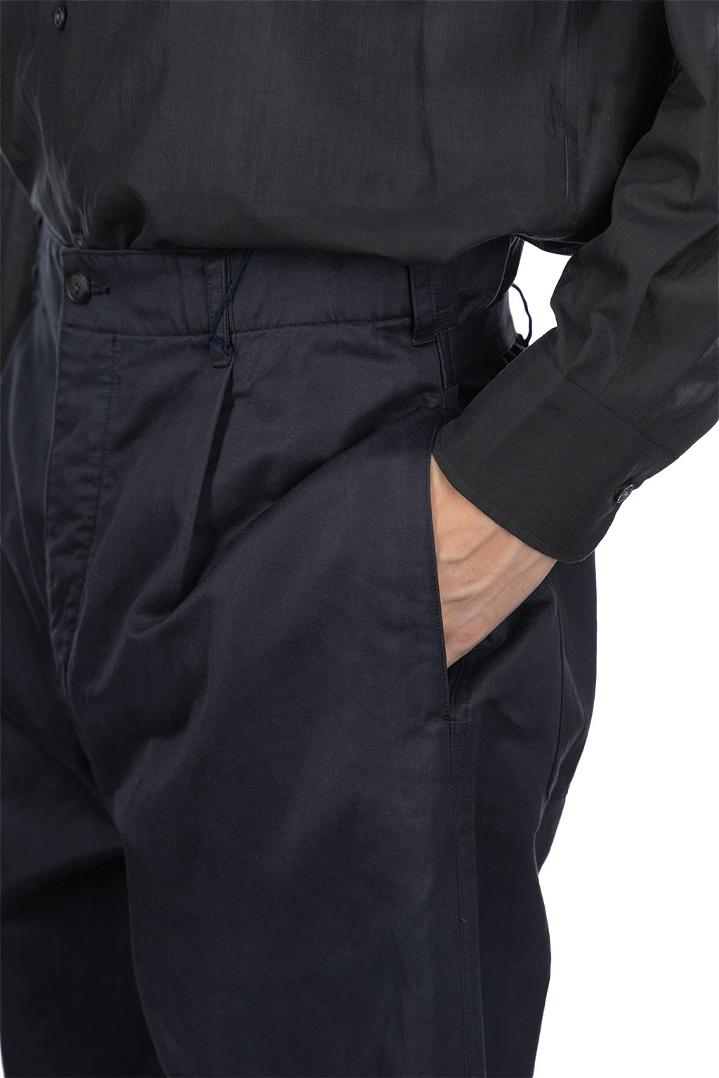 YLEVE - Finx Cotton Lamie Twill Trousers - Navy