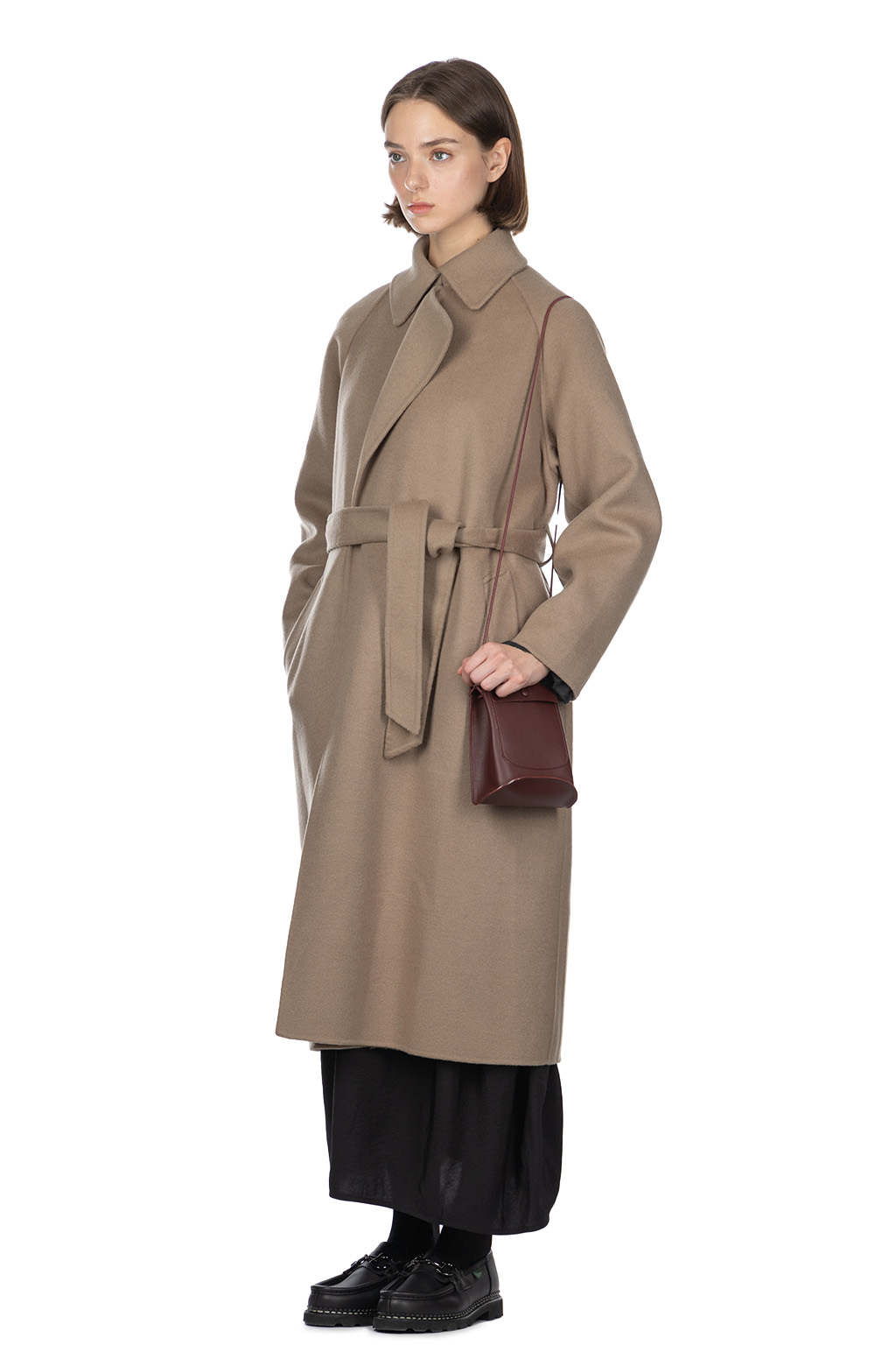 YLEVE - Lambswool Double Clothe Beaver Coat - Mocha